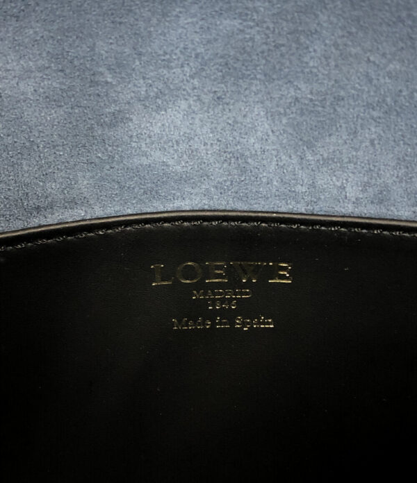 a154859002 4 Loewe Shoulder Bag