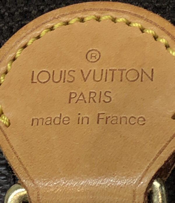 a154889001 4 Louis Vuitton Reporter PM Shoulder Bag Monogram