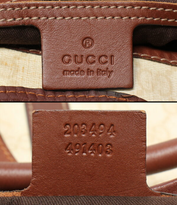 a155221001 4 Gucci GG Supreme Shoulder Bag