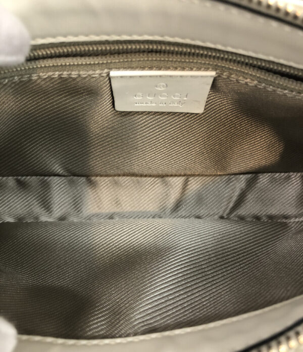 a156168002 3 Gucci Shoulder Bag