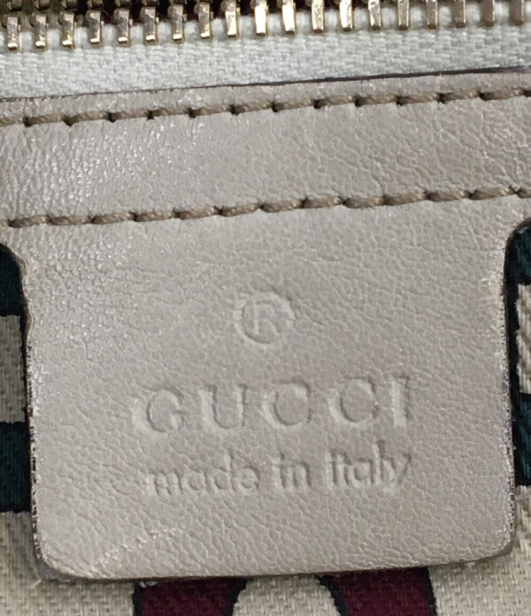 a156626001 4 Gucci Shima Shoulder Tote Bag