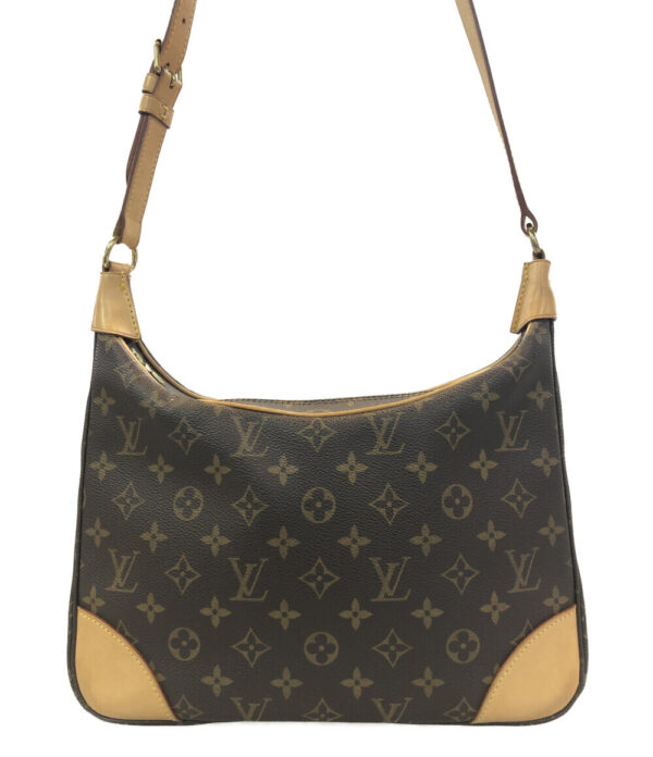 a157217002 1 Louis Vuitton Boulogne 30 Shoulder Bag Monogram