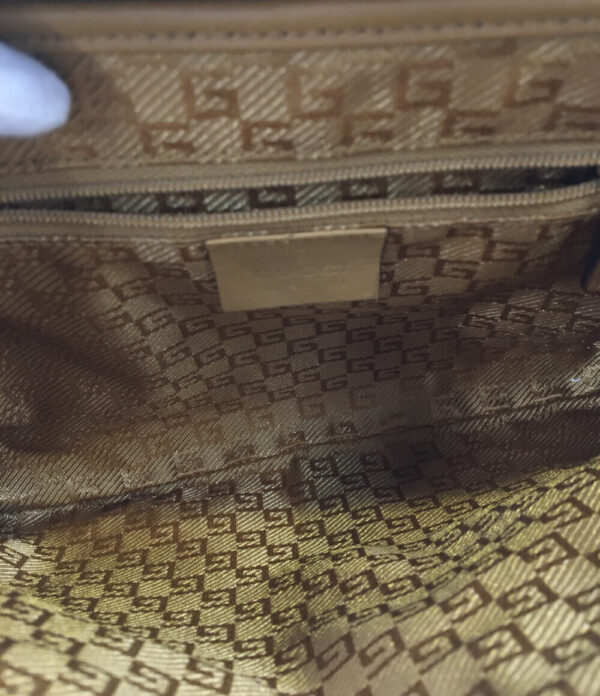 a157381004 3 Gucci Bamboo Handbag