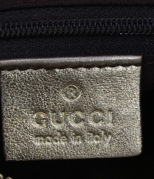 a157657001 4 Gucci GG Handbag