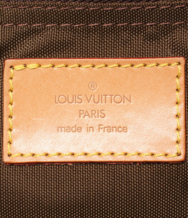 a158513002 4 Louis Vuitton 2WAY Garment Bag Monogram