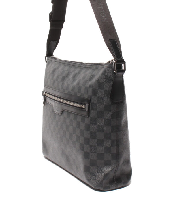 a159423001 2 Louis Vuitton Mick MM Shoulder Bag Damier Graphite