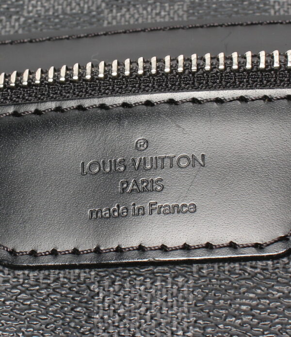 a159423001 4 Louis Vuitton Mick MM Shoulder Bag Damier Graphite