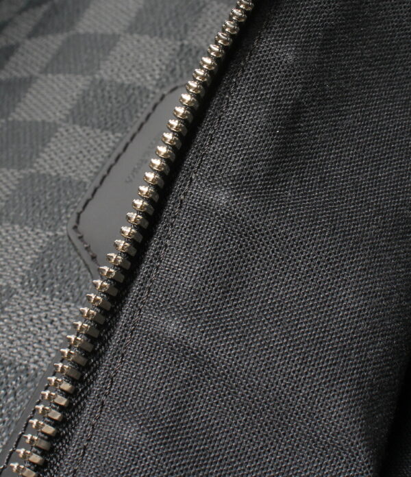 a159423001 5 Louis Vuitton Mick MM Shoulder Bag Damier Graphite