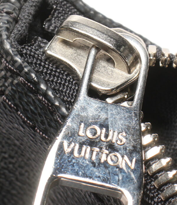 a159423001 6 Louis Vuitton Mick MM Shoulder Bag Damier Graphite