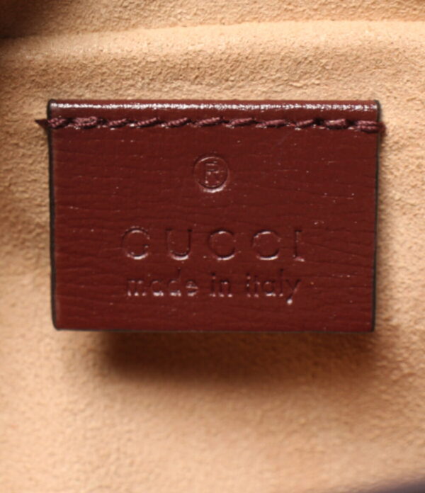 a160126009 4 Gucci GG Clutch Travel Case