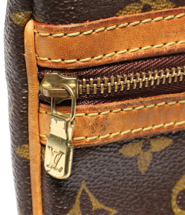 a160205001 5 Louis Vuitton Pochette Bosfall Crossbody Bag Monogram