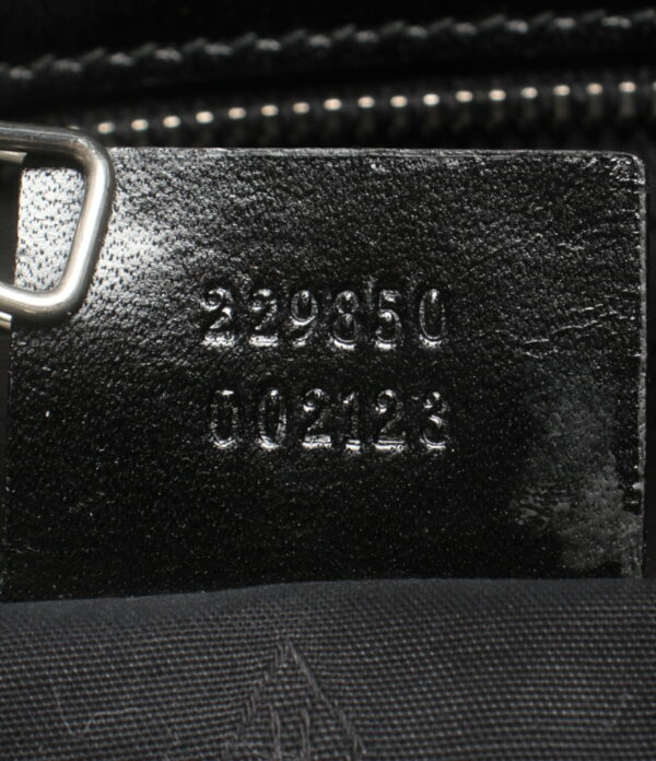 a160250001 5 Gucci GG Tote Bag