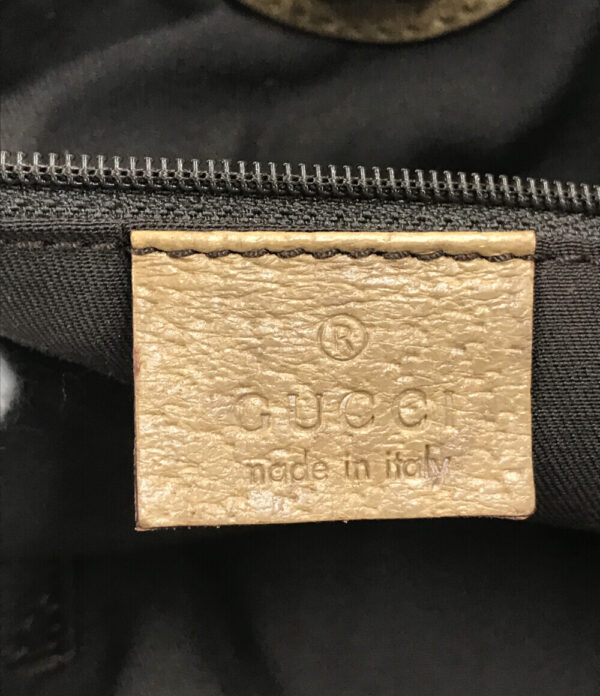 a162291002 4 Gucci GG Shoulder Bag