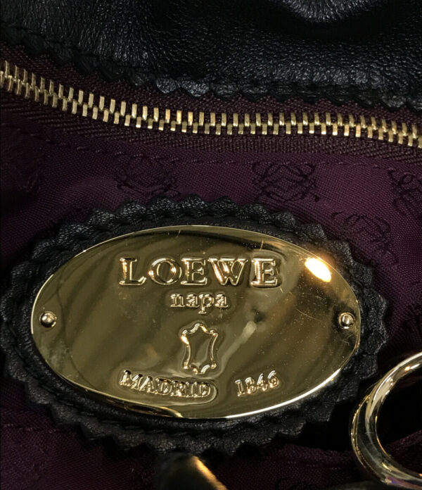 a165015001 4 Loewe Flamenco Leather Shoulder Bag