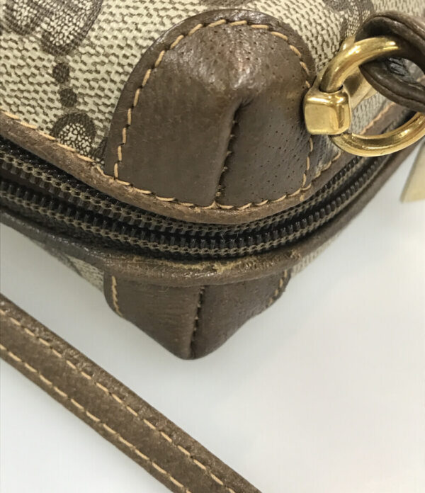 a166760001 6 Gucci Mini Shoulder Bag GG Supreme