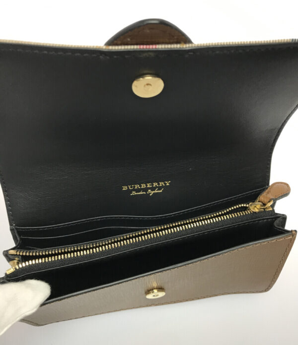 a168036001 3 Burberry Long Wallet Shoulder Wallet