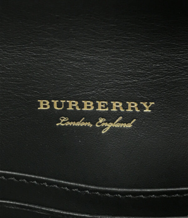 a168036001 4 Burberry Long Wallet Shoulder Wallet