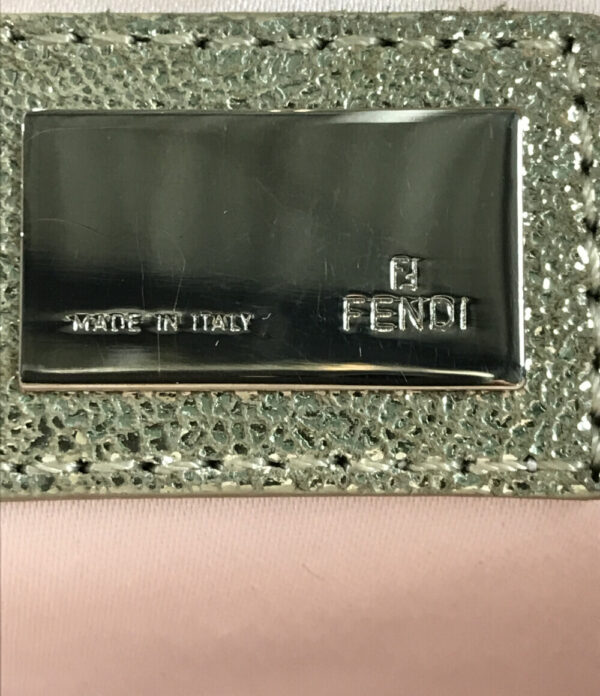 a171645005 4 Fendi Handbag