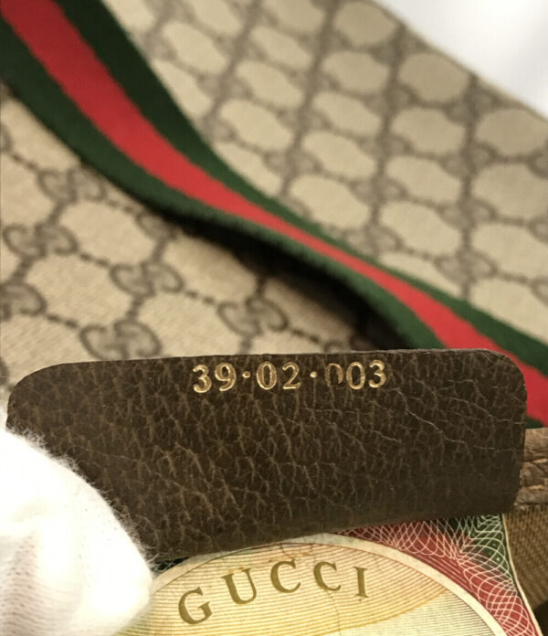 a172959001 5 Gucci Tote Bag GG Supreme