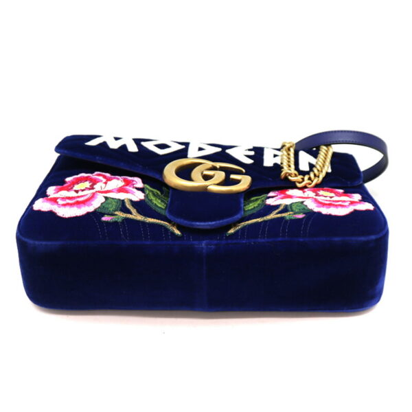 a21 424 6 Gucci Chain Bag Velvet Blue