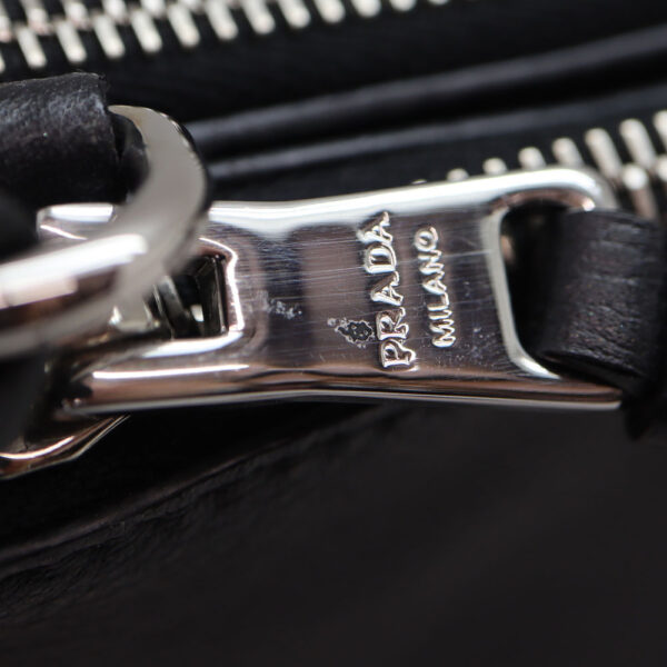 a23 11803 8 Prada Shoulder Bag Black