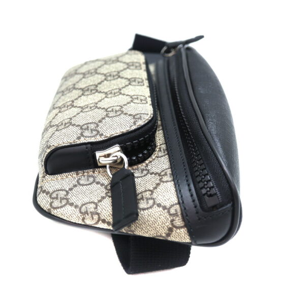 a23 11961 3 Gucci Eden Body Bag GG Supreme Leather Black Beige