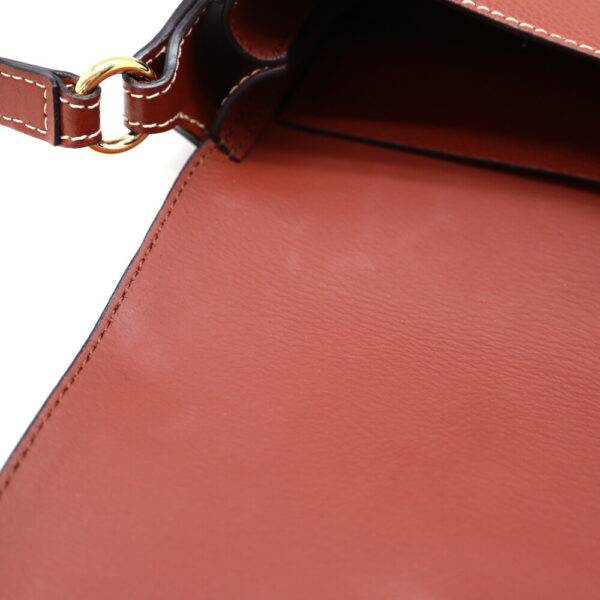 a23 9685 12 Chloe Darryl Shoulder Bag Leather Brown