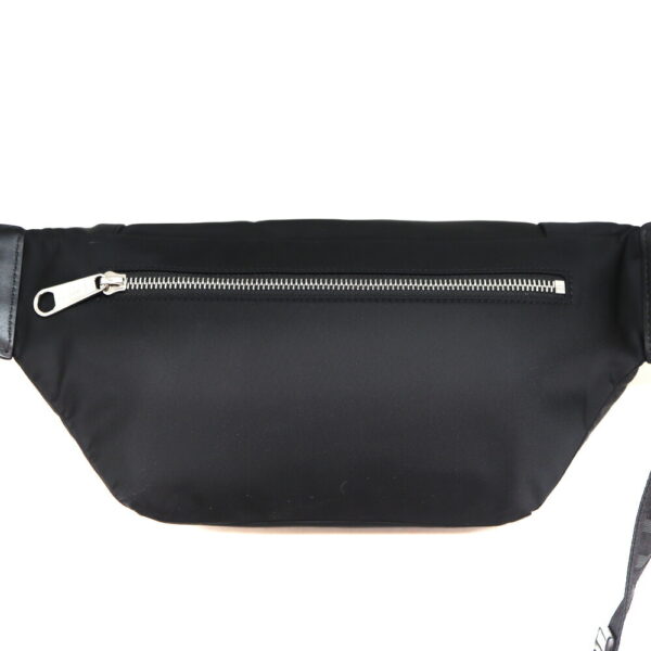 a23 9828 3 Burberry Body Bag Black