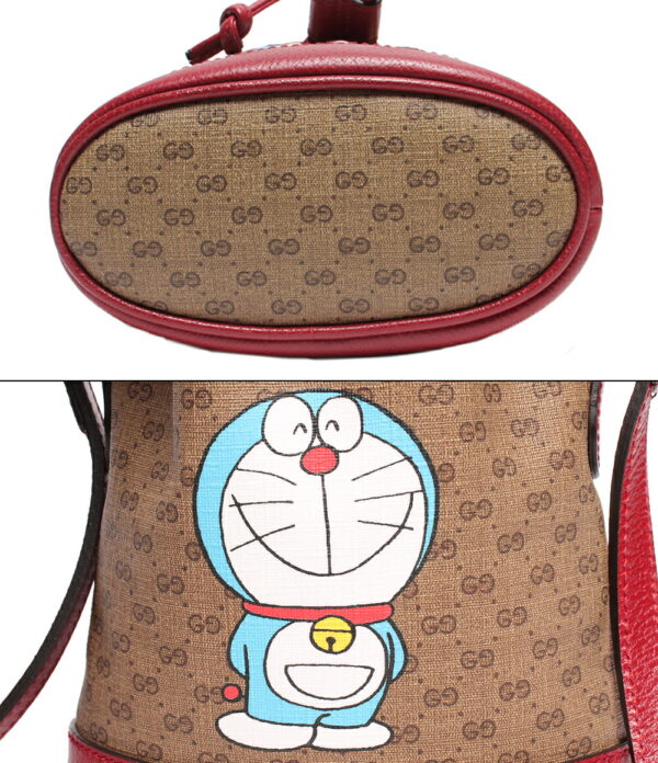 abo0042627 4 Gucci Doraemon GG Supreme Mini Bucket Bag