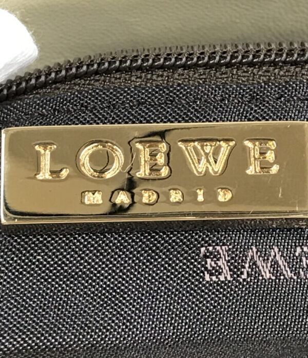 aol0089776 4 Loewe Handbag