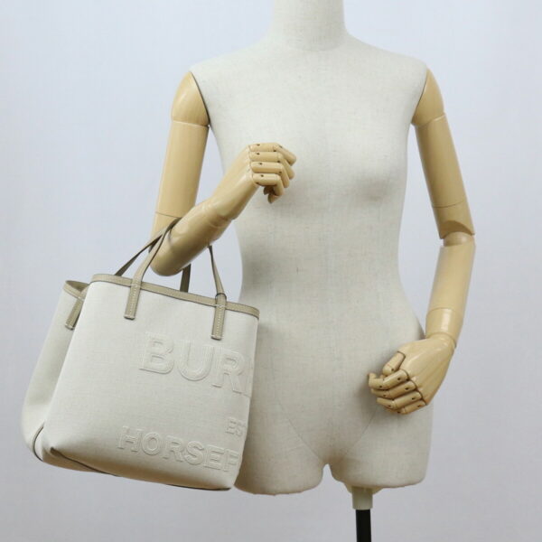 bur8043104011 a Burberry Tote Bag Canvas Ecru Beige