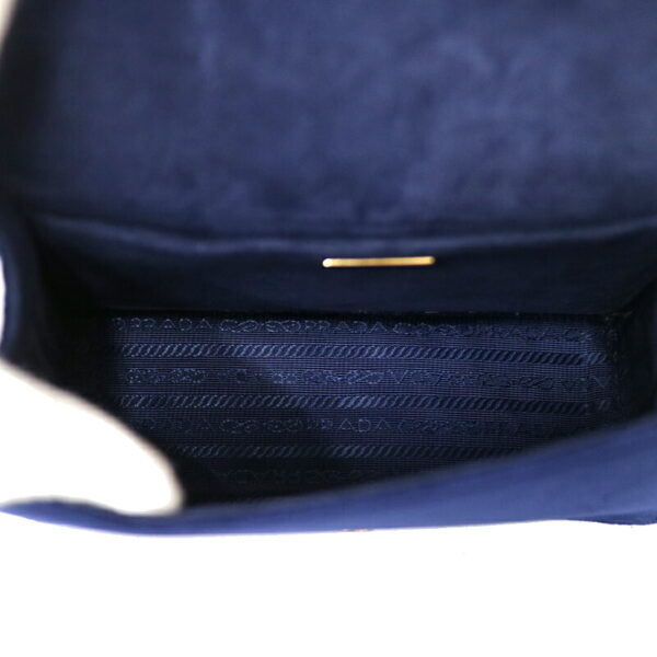 c20 5601 6 Prada Cahier Shoulder Bag Velvet Blue