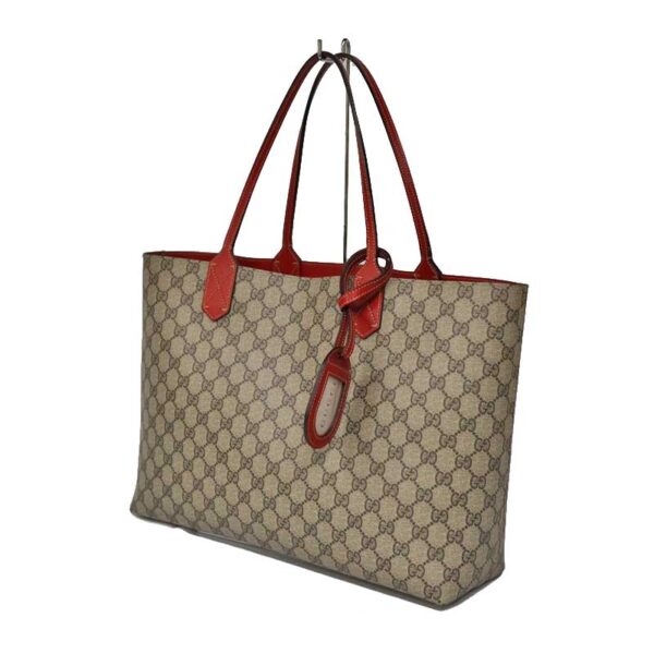 c21 5862 3 Gucci Reversible Tote Bag GG Supreme Canvas Red