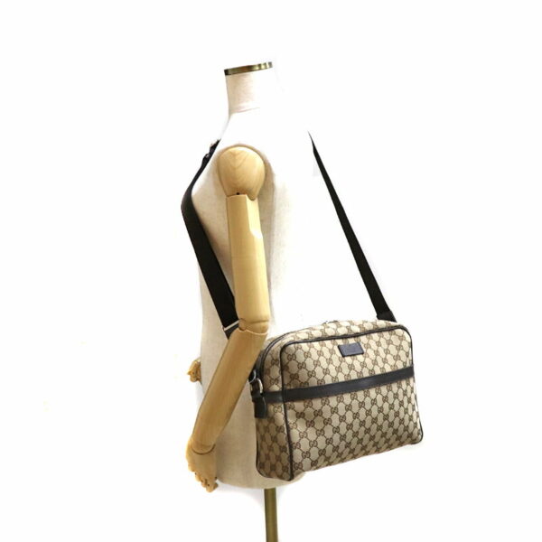 c22 153 12 Gucci GG Shoulder Bag Canvas Beige