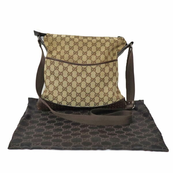 c22 4778 18 Gucci Shoulder Bag GG Canvas Brown