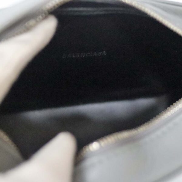 c23 4105 6 Balenciaga Everyday XS Bag Leather Black