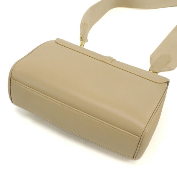 cel19685021 4 Celine Shoulder Bag Beige