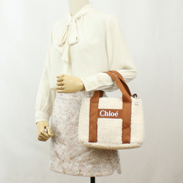 chlc10323021 a Chloe Shoulder Bag Ivory