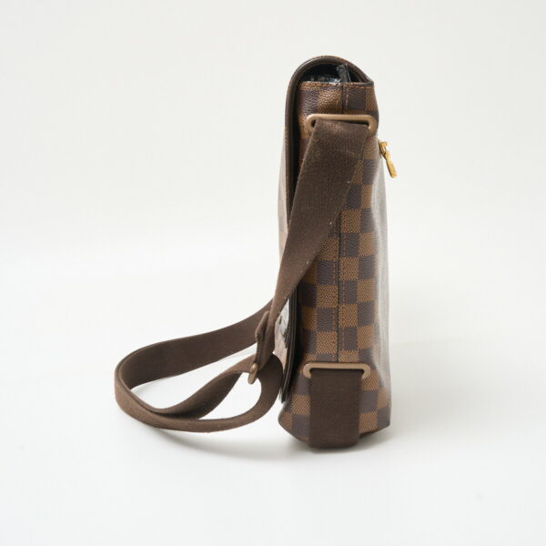 compass1711251180 Louis Vuitton Brooklyn MM Crossbody Bag Damier Canvas Brown