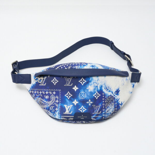 compass1717478738 Louis Vuitton Discovery Bum Bag Monogram Bandana Leather Blue