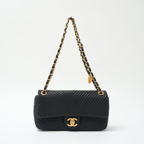 compass1723535317 Chanel V Stitch Chain Bag Lambskin Black