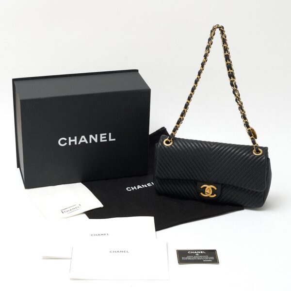 compass1723535382 Chanel V Stitch Chain Bag Lambskin Black