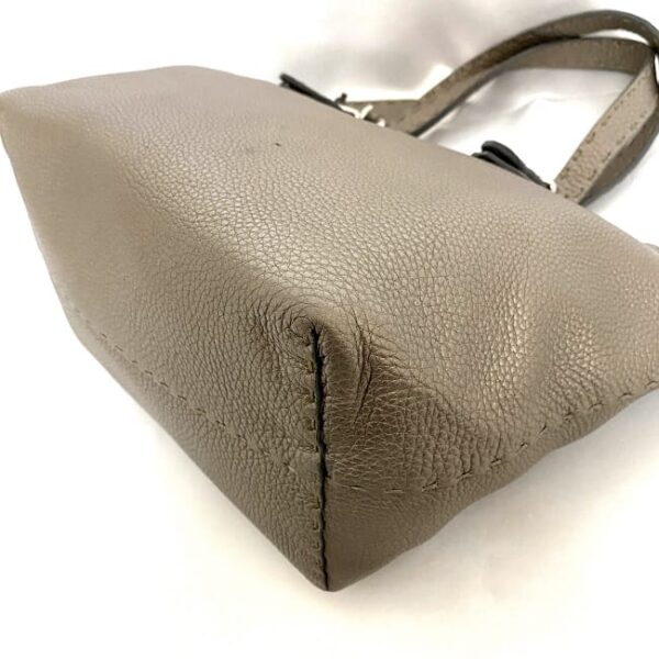 ec 18966 5 Fendi Tote Bag Leather Gray