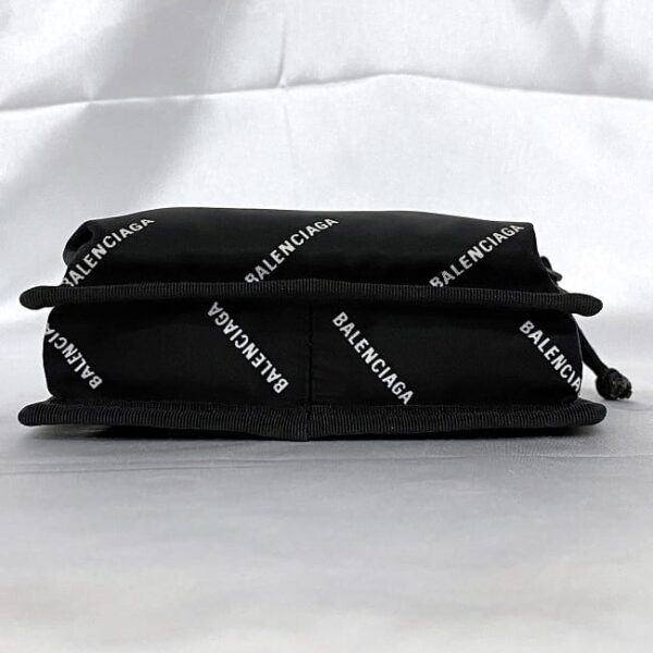 ec 19959 5 Balenciaga Explorer Pouch Nylon Black