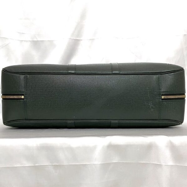 ec 20862 4 Louis Vuitton Garment Bag Taiga Leather Green