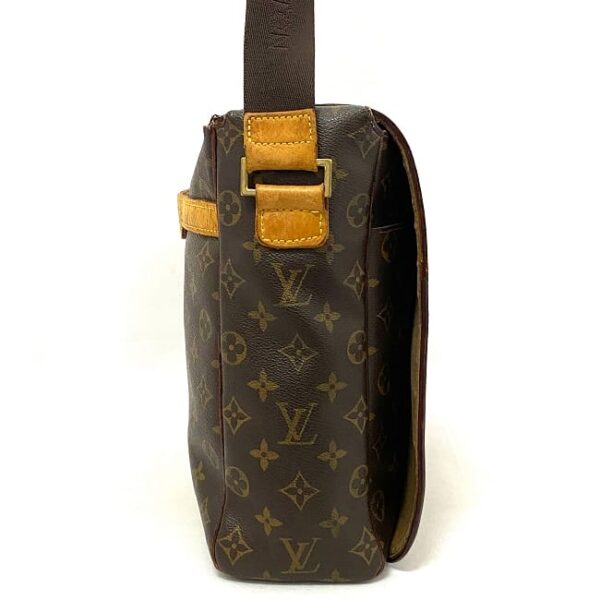 ec16574 3 Louis Vuitton Messenger Bag Monogram Canvas Brown