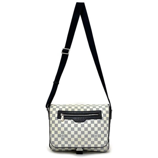 ec17221 2 Louis Vuitton Matchpoint Messenger Damier Azur White