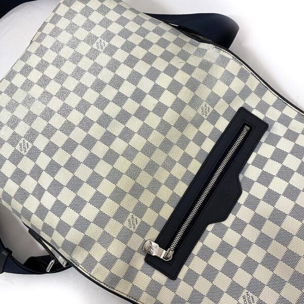 ec17221 6 Louis Vuitton Matchpoint Messenger Damier Azur White