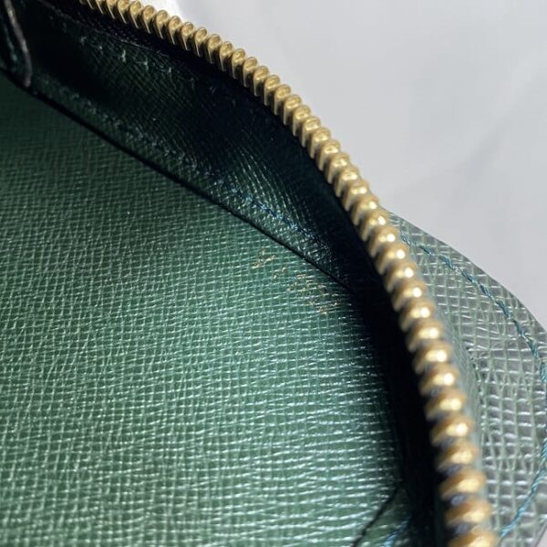 ec17400 10 Louis Vuitton Bag Taiga Leather Green