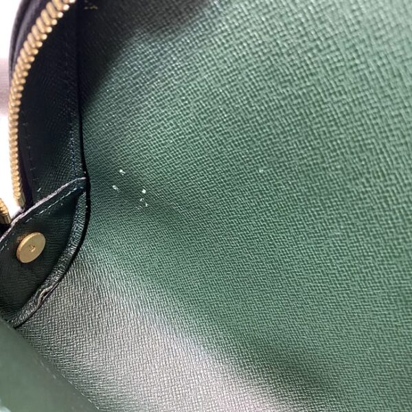 ec17400 8 Louis Vuitton Bag Taiga Leather Green